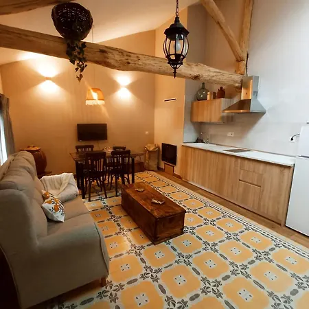 Casa Con Patio La Morera, Prázdninový dům Ávila