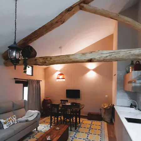 Casa La Morera, Nyaraló Ávila