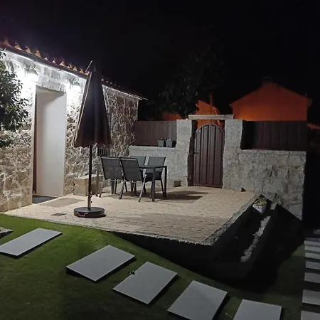 Casa Con Patio La Morera, *